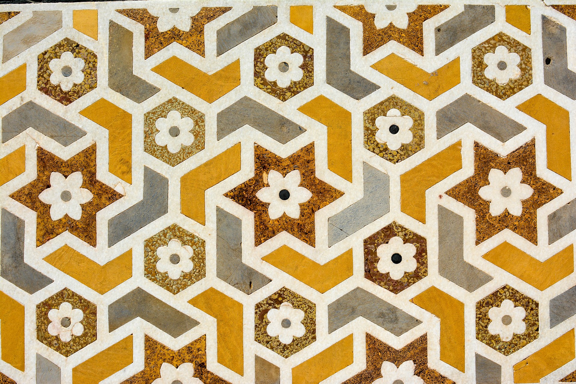 brown, white, and yellow floral pattern